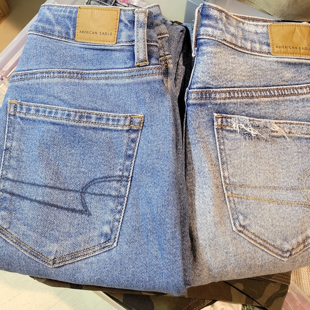 AMERICAN EAGLE STRETCH JEANS